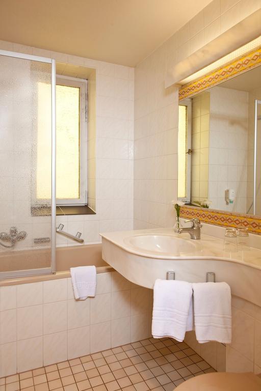 Hotel Adler Greifswald Room photo
